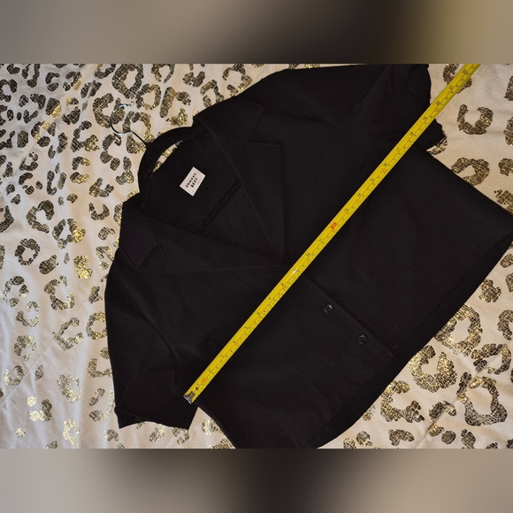 Sunday Best Womens Medium ButtonUp Collard Cropped Blouse Shirt Top Like New - Picture 6 of 9